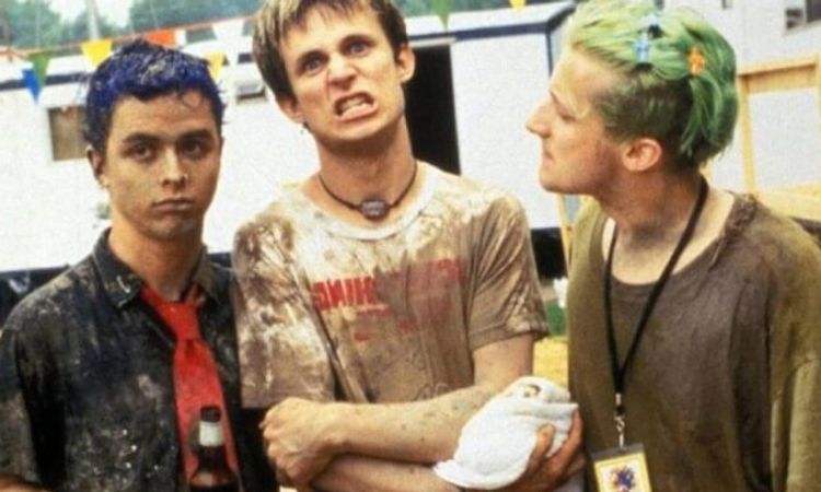 ย้อนกลับไปชม โชว์ที่ 'วายป่วง' ที่สุดของ Green Day