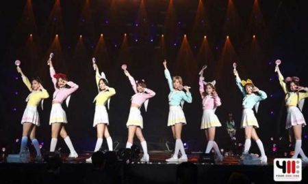 น่ารักเว่อร์! 9 สาว ทไวซ์ สุดยอดเกิร์ลกรุ๊ปเกาหลีกับคอนเสิร์ตแรกในไทย