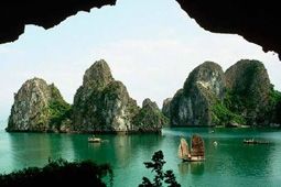 อ่าวฮาลอง (Ha Long Bay) เกาะแห่งธรรมชาติ