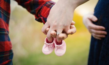 น่าลอง... 7 วิธีทายเพศสมัยโบราณ ว่าคุณจะได้ลูกสาวหรือลูกชาย?