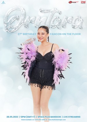 Orntara 27th Birthday fancon on the floor