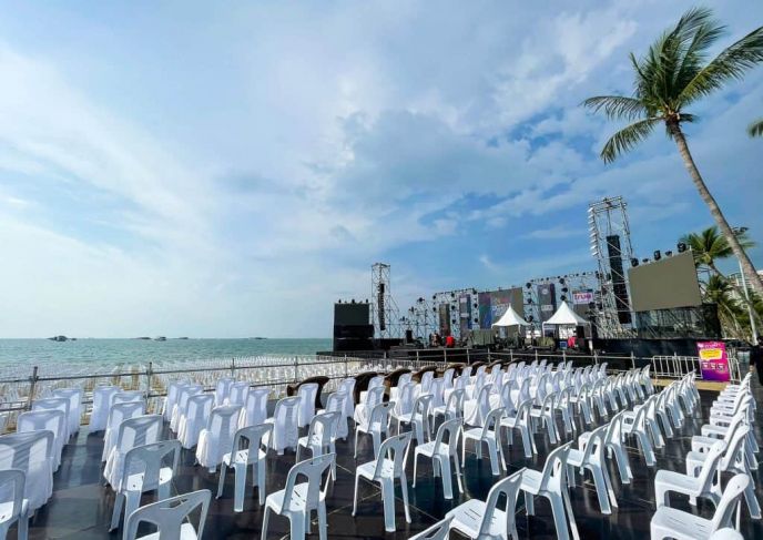 ชายหาดพัทยากลาง จ.ชลบุรี