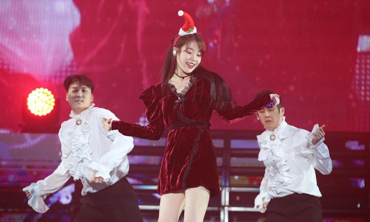 ไอยู สวมมาด แซนตี้ เสกความสุข 3 ชั่วโมงเต็ม ใน 2019 IU Tour Concert In Bangkok ไทยยูแอนา ฟินเบอร์แรง!