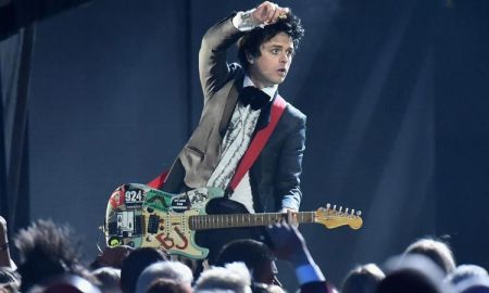 Billie Joe Armstrong เผยเพลงของ Green Day ที่เขาชอบมากที่สุด