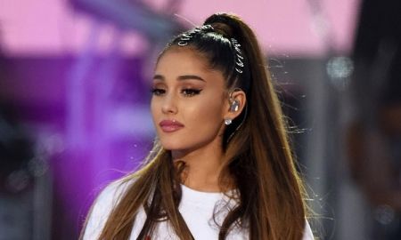 Ariana Grande ปล่อยเพลง Over The Rainbow เป็นซิงเกิ้ลหารายช่วยเหลือเหยื่อระเบิดที่แมนเชสเตอร์