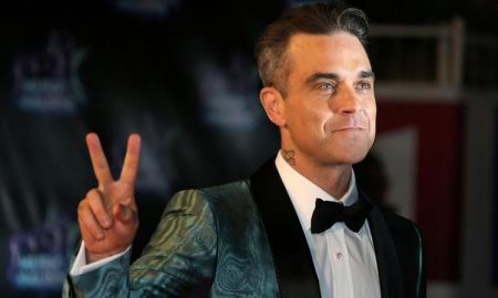 Robbie Williams เตรียมขึ้นโชว์ในพิธีเปิดฟุตบอลโลกที่รัสเซีย