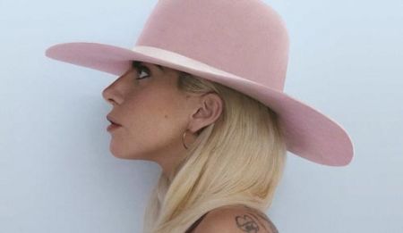 Lady Gaga ประกาศปล่อยอัลบั้มใหม่ Joanne 21 ตุลาคมนี้!