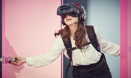 ฝันวัยเด็กเป็นจริง ญี่ปุ่นเปิดให้บริการเครื่อง VR พาคุณท่องสู่โลกของ โดราเอม่อน!!