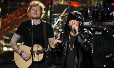 ชม Eminem ขึ้นเวทีพร้อม Ed Sheeran โชว์เพลง Stan ซิงเกิ้ลฮิตของ Dido ร่วมกัน