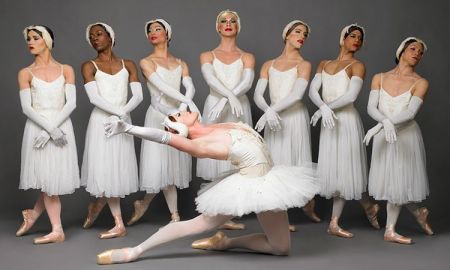 Les Ballets Trockadero de Monte Carlo สุดยอดโชว์ระบำปลายเท้า จากนักบัลเลต์ชายล้วน